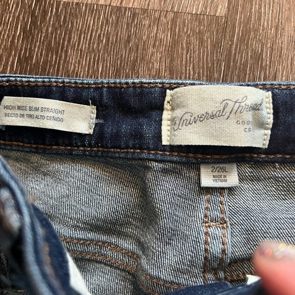 NWT‎ - Universal Thread - Women's High-Rise Slim Straight Fit Jeans - Picture 4 of 6